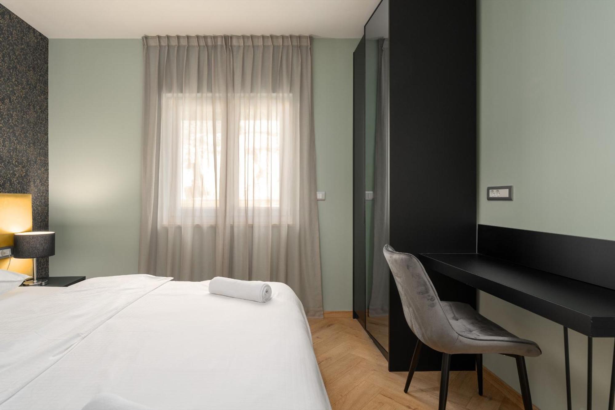 Larum Apartmens Vrsar Exterior foto